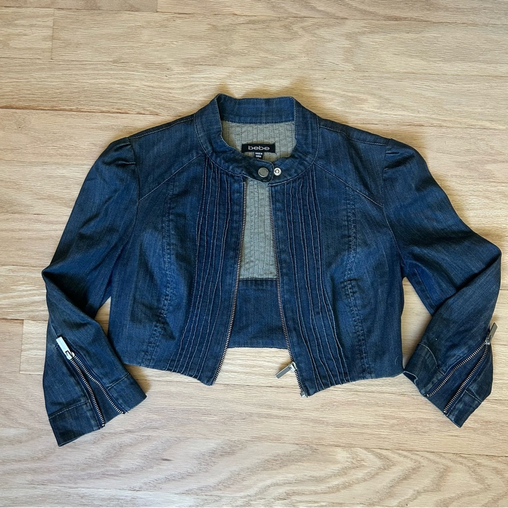 Bebe Cropped Denim Jacket Fitted Moto Zip Y2K Dark Wash